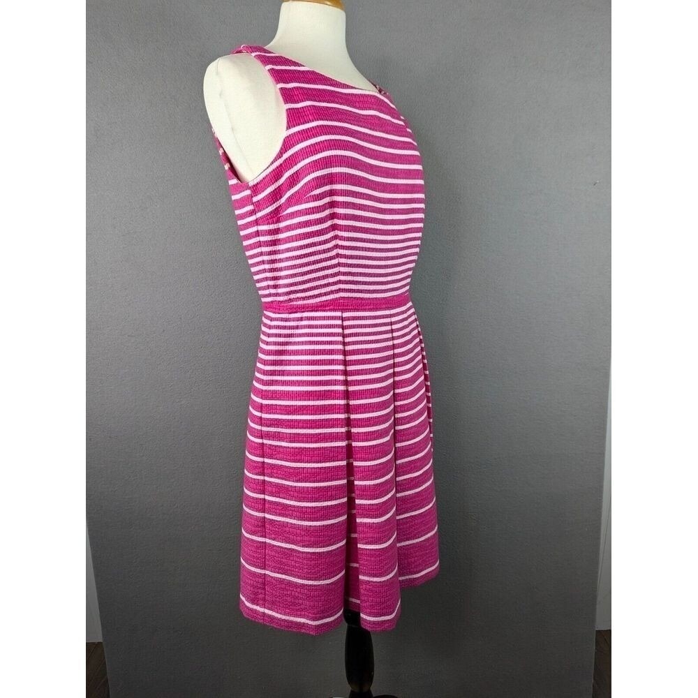 Taylor Dress Womens Size 10 Fit & Flare Pleated Pink Wht Striped Coastal Cool - Picture 5 of 16